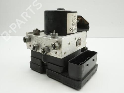 Used ABS pump ABS pump RENAULT TWINGO II (CN0_) 1.5 dCi (CN0E) (64 hp) 18193235 18193235