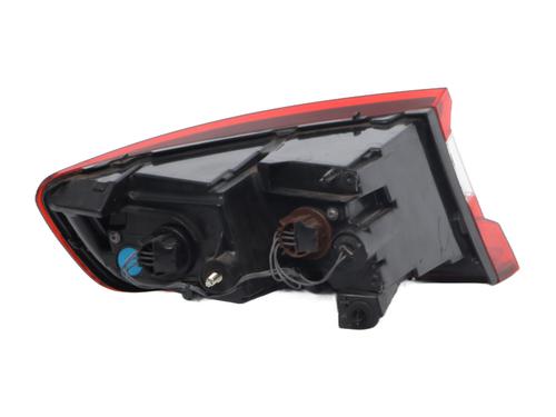 Right taillight RENAULT MEGANE IV Hatchback (B9A/M/N_) 1.5 dCi 110 (B9A3) | BP20674082C35 