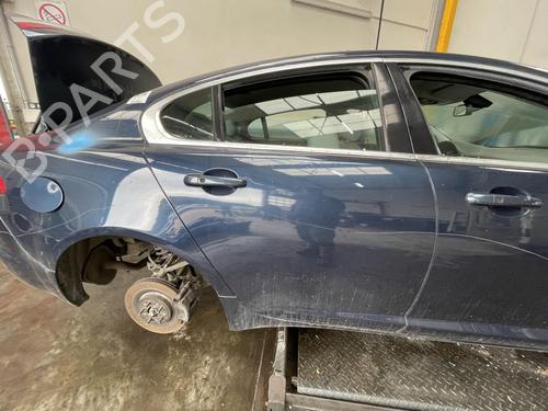 Used Right rear door JAGUAR XF I (X250) 2.7 D (207 hp) 21395825