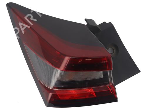 Used Left taillight NISSAN JUKE (F16_) DIG-T 117 (117 hp) 32133935