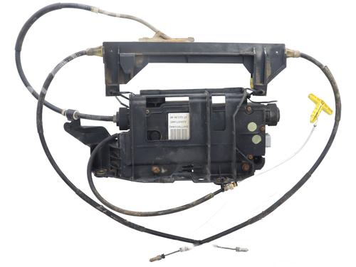 Used Electric handbrake RENAULT SCÉNIC II (JM0/1_) 1.5 dCi (JM1E, JM16) (106 hp) 32027604