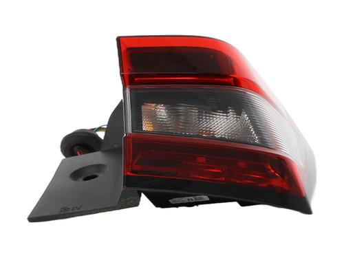 Right taillight NISSAN JUKE (F16_) DIG-T 117 | BP23764095C35 