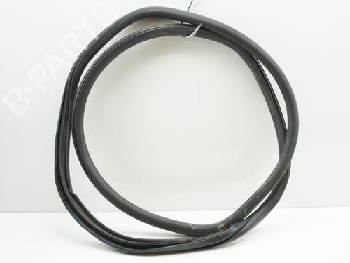 Used Rubber door seal PEUGEOT 308 II (LB_, LP_, LW_, LH_, L3_) 1.6 HDi (92 hp) 18196675