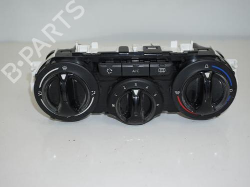 Used Climate control PEUGEOT 208 I (CA_, CC_) 1.4 HDi (68 hp) 18189900