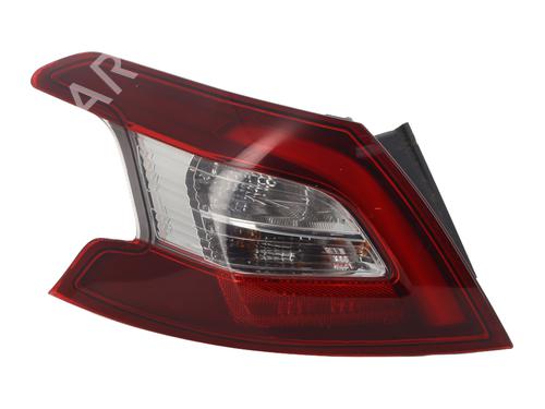 Used Left taillight PEUGEOT 308 II (LB_, LP_, LW_, LH_, L3_) 1.6 BlueHDi 120 (120 hp) 32667228