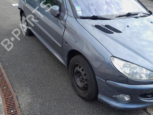 Forskærm venstre PEUGEOT 206 Hatchback (2A/C) 1.4 HDi eco 70 | BP27284502C41 