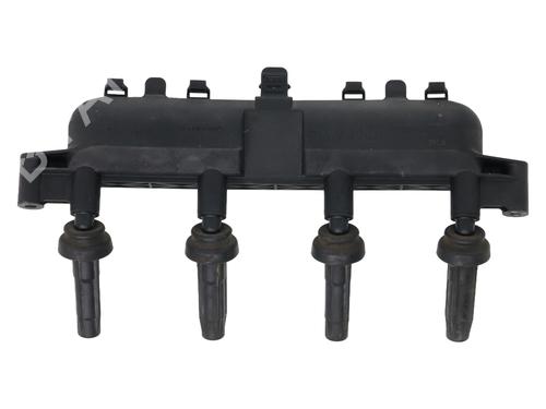 Used Ignition coil PEUGEOT 106 II (1A_, 1C_) 1.4 i (75 hp) 26018995