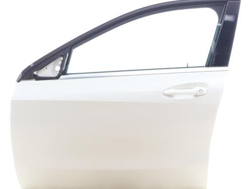 Used Left front door MERCEDES-BENZ A-CLASS (W176) A 160 CDI / d (176.011) (90 hp) 32360284