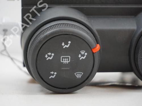 Used Climate control RENAULT CLIO V (B7_) 1.0 TCe 90 (B7MT) (91 hp) 18188930