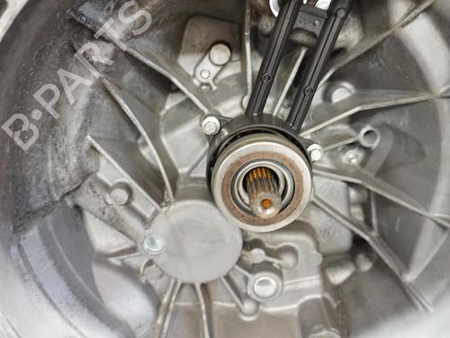 Used Gearbox Gearbox FORD FIESTA VI (CB1, CCN) 1.25 (82 hp) 18196093 18196093