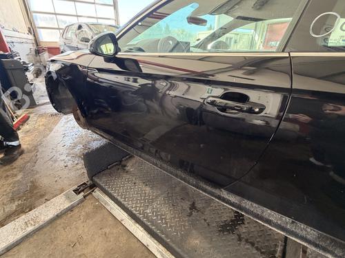 left-front-door-audi-a5-8t3-2007-2008-2009-2010-2011-2012-2013-2014-2015-2016-2017-39762522 main image