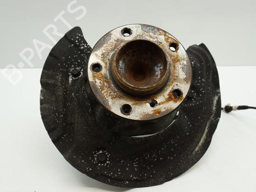 Used Right front steering knuckle BMW 1 (E87) 116 d (116 hp) 18192280