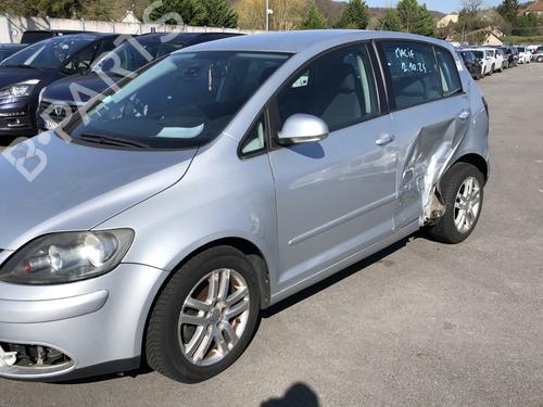 Left front steering knuckle VW GOLF PLUS V (5M1, 521) 1.9 TDI | BP25912468M25 
