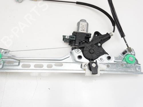 Used Front right window mechanism Front right window mechanism RENAULT MEGANE IV Hatchback (B9A/M/N_) 1.2 TCe 130 (B9MR) (130 hp) 18195697 18195697