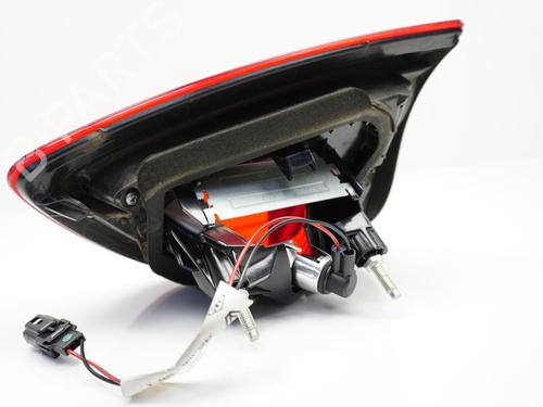 Used Left tailgate light RENAULT CLIO IV Grandtour (KH_) 1.5 dCi 90 (KHN3, KHN4) (90 hp) 18184841