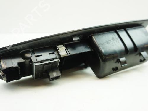 Used Left front window switch VW POLO IV (9N_, 9A_) 1.2 12V (64 hp) 22072164