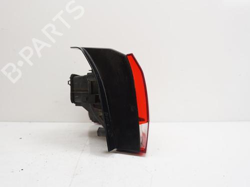 Used Right taillight Right taillight 18180481 18180481