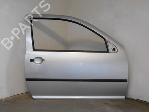 Used Right front door VW GOLF IV (1J1) 1.4 16V (75 hp) 18175911