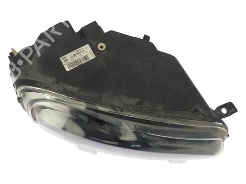 right-headlight-citroen-c4-cactus-2014-38925344 main image