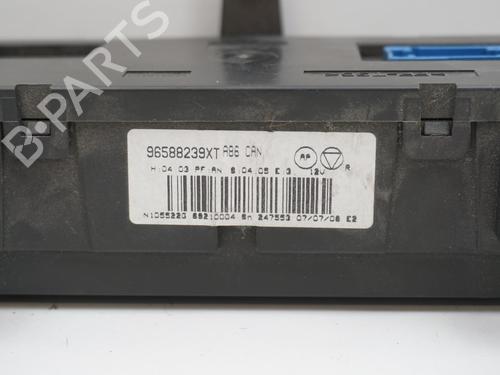 Used Climate control Climate control 18180009 18180009