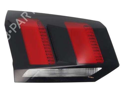 Used Left tailgate light PEUGEOT 5008 II (MC_, MJ_, MR_, M4_) 1.5 BlueHDi 130 (MCYHZJ, MCYHZR, MCYHZX) (131 hp) 32360262
