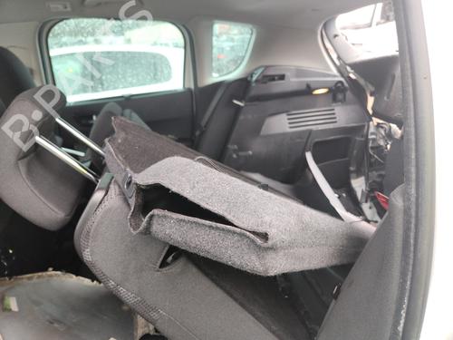 Used Parts PEUGEOT 3008 I MPV (0U_) 1.6 HDi 4642691