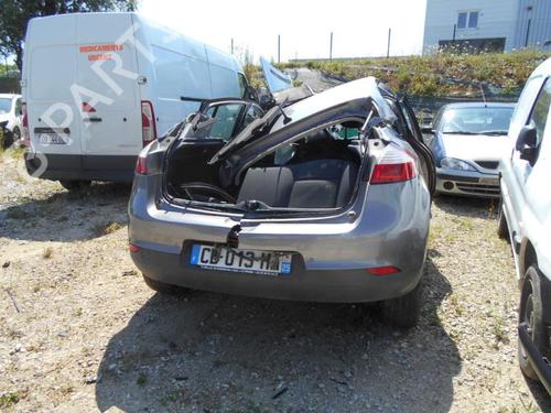 Brugte RENAULT MEGANE III Hatchback (BZ0/1_, B3_) 1.5 dCi (BZ0C) (90 hp) 3606297