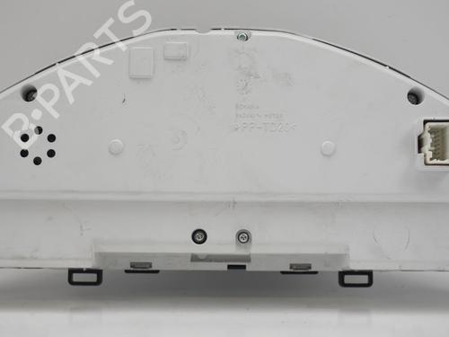 Used Instrument cluster VOLVO XC60 I SUV (156) 2.4 D / D3 / D4 AWD (163 hp) 18173112
