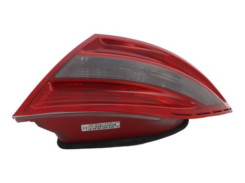 right-taillight-mercedes-benz-c-class-w204-2007-2008-2009-2010-2011-2012-2013-2014-2015-30497778 main image