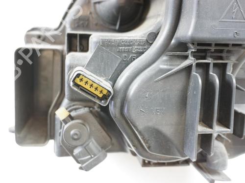 Right headlight RENAULT VEL SATIS (BJ0_) 2.2 dCi (BJ0E, BJ0F) | BP18177555C29 