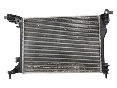Used Water radiator Water radiator 39458474 39458474
