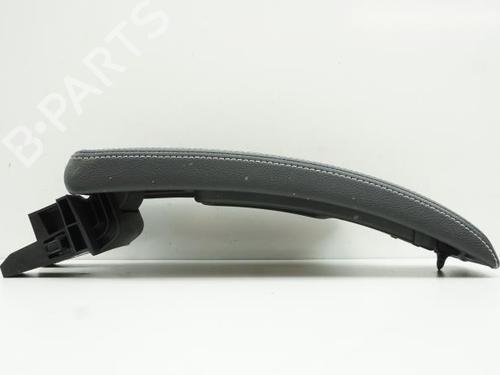 Used Armrest / Center console Armrest / Center console RENAULT MEGANE III Hatchback (BZ0/1_, B3_) 1.2 TCe (BZ16, BZ28) (132 hp) 18178373 18178373