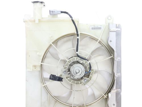 Used Radiator fan Radiator fan PEUGEOT 107 (PM_, PN_) 1.0 (68 hp) 31945226 31945226