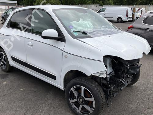 Brugte RENAULT TWINGO III (BCM_, BCA_) 0.9 TCe 90 (BCM9, BCM2) (90 hp) 3944317