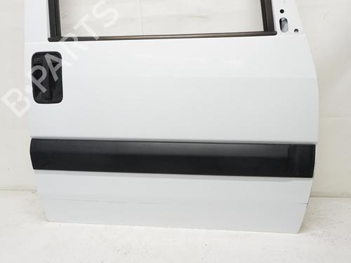 Right front door PEUGEOT EXPERT Van (222) 2.0 HDI | BP18173353C3 
