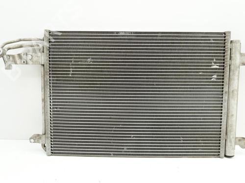 AC Kondensor SKODA SUPERB II Estate (3T5) 2.0 TDI 16V (140 hp) 18184522