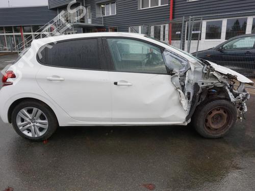 Radio PEUGEOT 208 I (CA_, CC_) 1.2 VTI 82 | BP18183751E6 