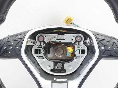 Used Steering wheel Steering wheel MERCEDES-BENZ A-CLASS (W176) A 200 CDI / d (176.008) (136 hp) 18171741 18171741