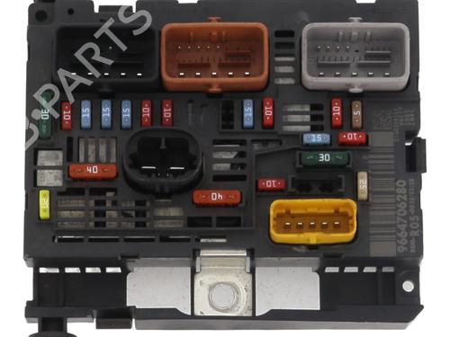 Used Fuse box Fuse box PEUGEOT 308 SW I (4E_, 4H_) 1.6 HDi (109 hp) 33202402 33202402