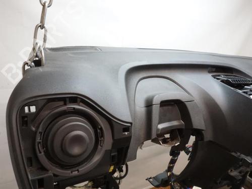Instrumentbræt PEUGEOT 108 1.0 VTi (69 hp) 18182376