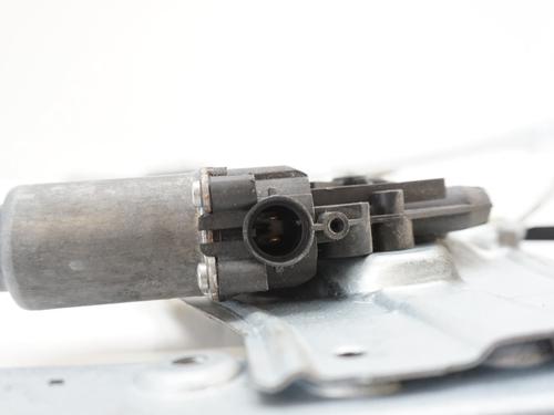 Used Front left window mechanism RENAULT CLIO III (BR0/1, CR0/1) 1.5 dCi (BR17, CR17) (86 hp) 18186721