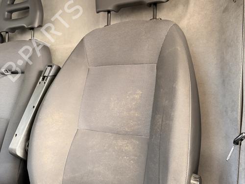 Left front seat PEUGEOT BOXER Van 2.2 HDi 100 | BP38453762C15 - Image 2