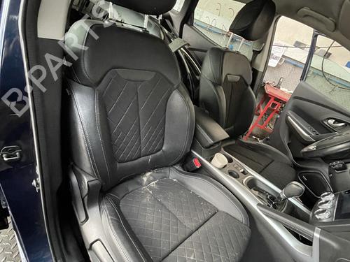 Used Right front seat RENAULT KADJAR (HA_, HL_) 1.3 TCe 140 (HLNB, HLN1) (140 hp) 31981442