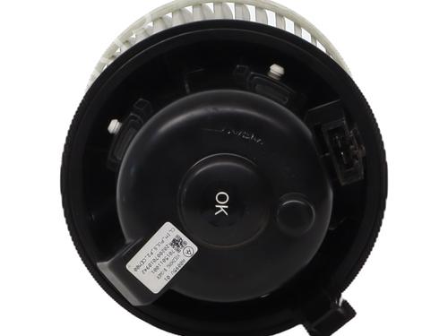 Used Heater blower motor Heater blower motor PEUGEOT 208 II (UB_, UP_, UW_, UJ_) 1.2 PureTech 75 (75 hp) 24429736 24429736