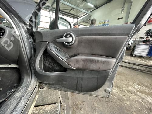 Used Front right panel FIAT 500X (334_) 1.6 D Multijet (334AXA1B, 334AXA11) (120 hp) 30484555