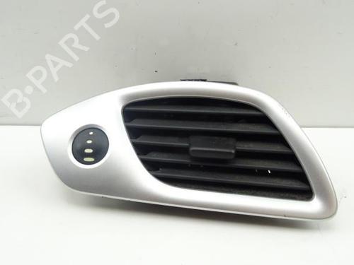 Used Air vent RENAULT SCÉNIC III (JZ0/1_) 1.9 dCi (JZ0J, JZ1J, JZ1K, JZ1S) (131 hp) 18173571