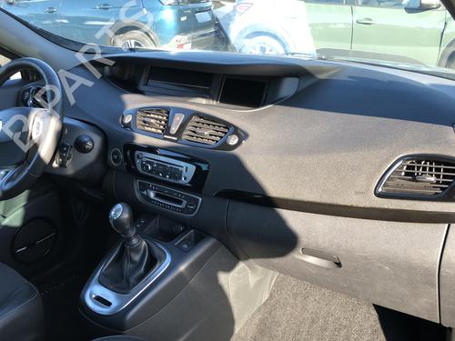 Right tailgate light RENAULT SCÉNIC III (JZ0/1_) 1.5 dCi | BP22340900C80 