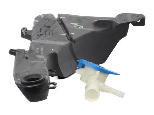 Windscreen washer tank PEUGEOT 308 III (FB_, FH_, FP_, F3_, FM_) PureTech 130 (FPHNSL, FPHNST) | BP26000948C113 