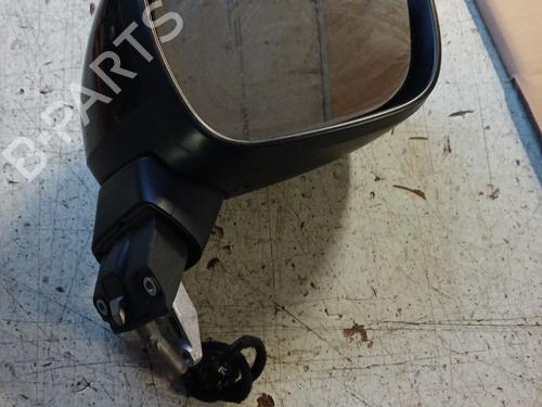 right-mirror-nissan-juke-f16_-2019-32413098 main image