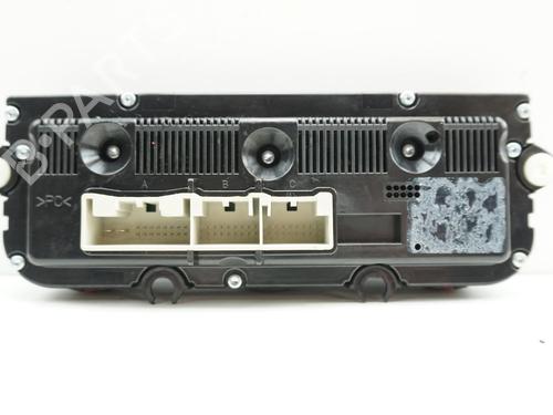 AC Styreenhet / Manøvreringsenhet VW GOLF V (1K1) 1.9 TDI (105 hp) 22072295